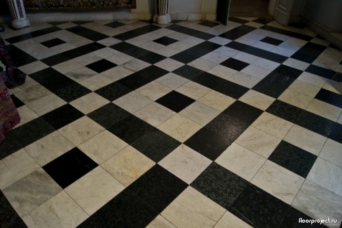 The Menshikov Palace floor designs – photo 1