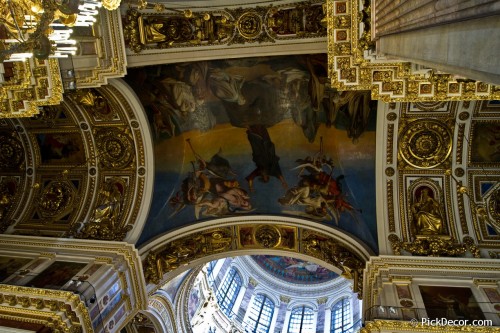 The Saint Isaac’s Cathedral interiors – photo 2