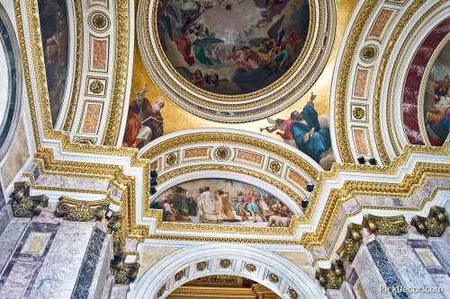 The Saint Isaac’s Cathedral interiors – photo 15