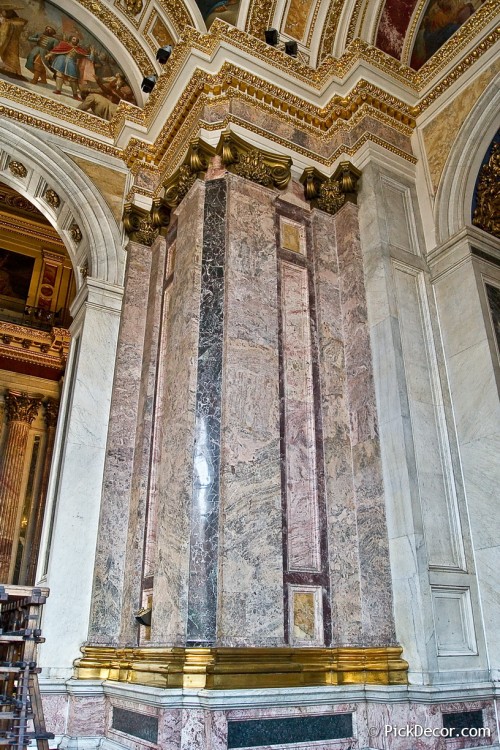 The Saint Isaac’s Cathedral interiors – photo 33