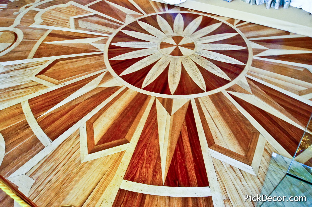 The Catherine Palace floor designs - photo 1