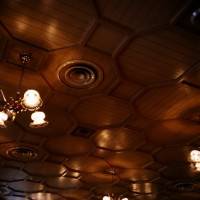 Деревянный потолок — фото 108