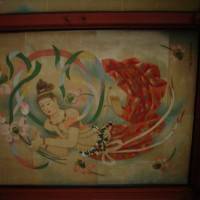 Фото росписи потолка с женщиной в японском доме