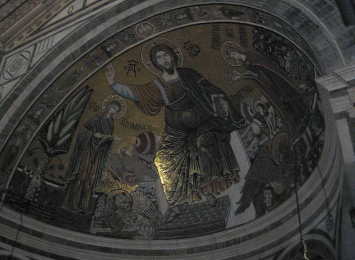 Потолок базилики Сан-Миниато-аль-Монте во Флоренции