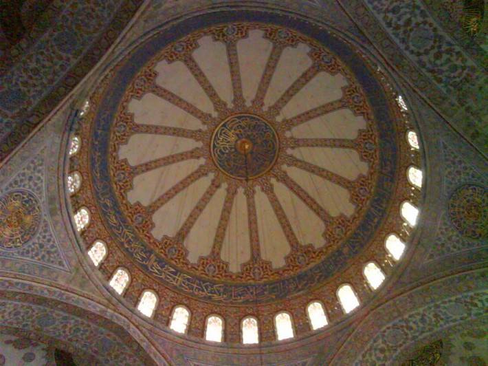 Потолок Голубой мечети в Стамбуле