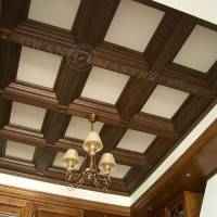 Кессонный деревянный потолок