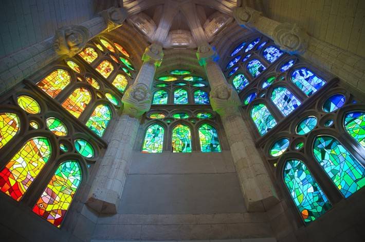 Потолок храма Святого Семейства в Барселоне — фото 18