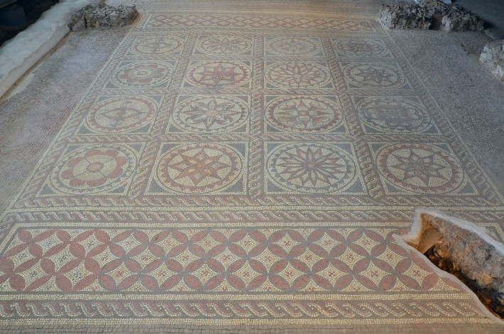 Мозаичный полы в музее Веруламий — фото 2