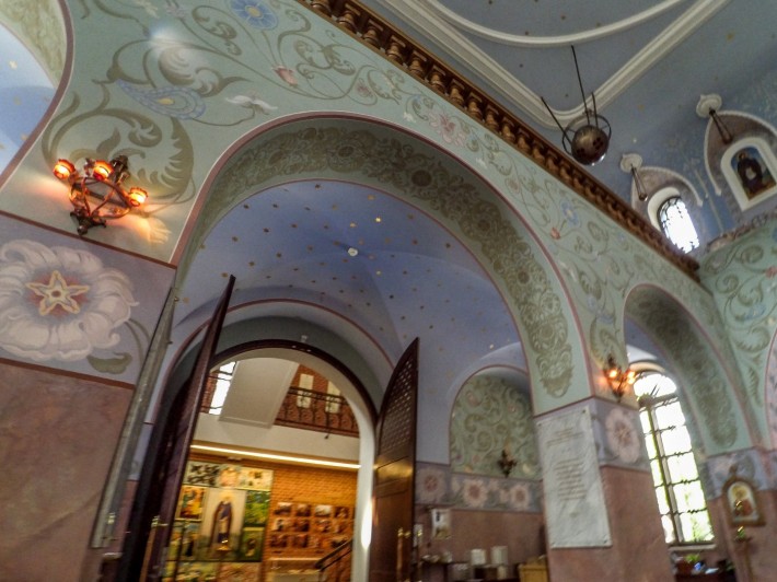 Декор церкви прп. Сергия Радонежского в Пушкине — фото 9
