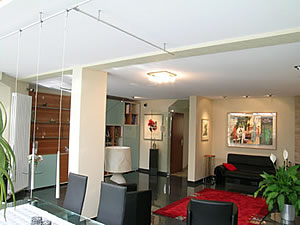 Фото потолка из гипсокартона в квартире-студии