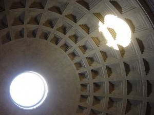 Кирпично-бетонная ротонда Пантеона перекрытая полусферическим кессонированным куполом (фото 3)