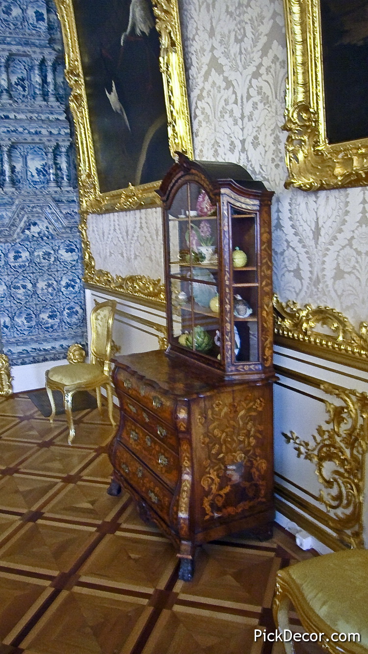 The Catherine Palace decorations - photo 26