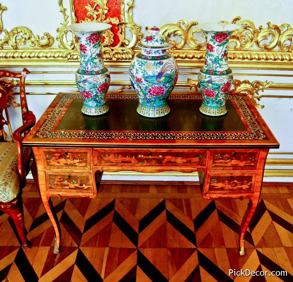 The Catherine Palace decorations - photo 24