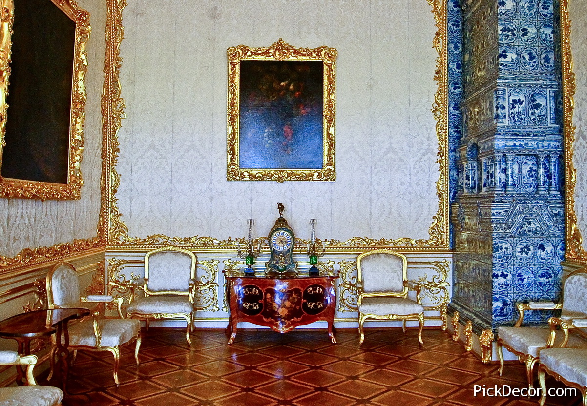 The Catherine Palace decorations - photo 12