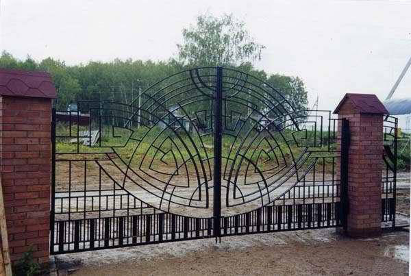 Кованные ворота от «Велес Люкс»