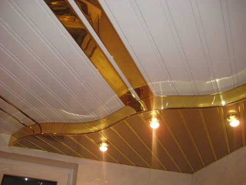 Реечный потолок два уровня