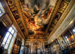Фото росписи потолка в Лувре