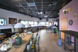 Подвесной потолок в кафе Nieuwerbrug — фото 2
