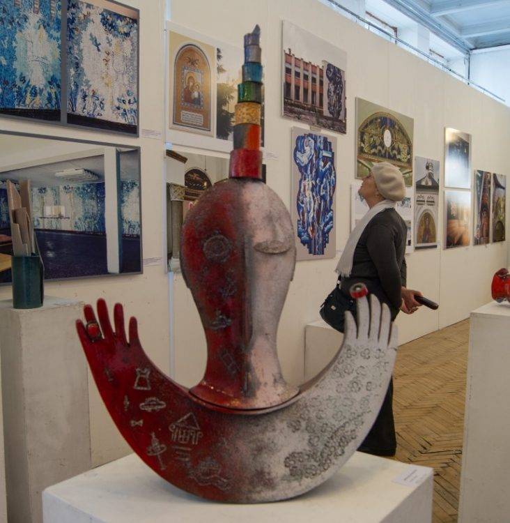 Керамика и мозаика на выставке Весна 2019 в Союзе Художников Санкт-Петербурга