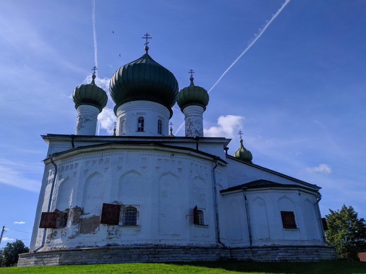 Убранство церкви Рождества Иоанна Предтечи в Старой Ладоге