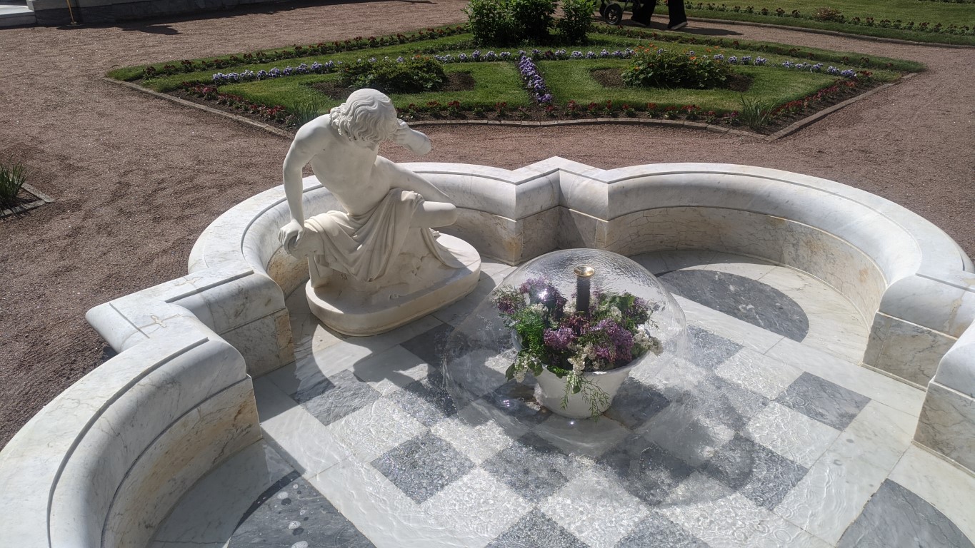 Царицын и Ольгин павильоны в Петергофе