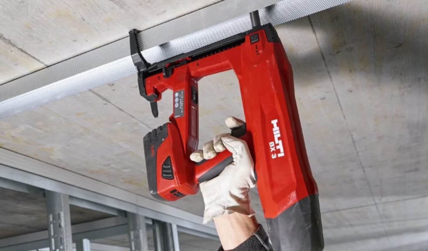 АККУМУЛЯТОРНЫЙ МОНТАЖНЫЙ ПИСТОЛЕТ HILTI BX 3