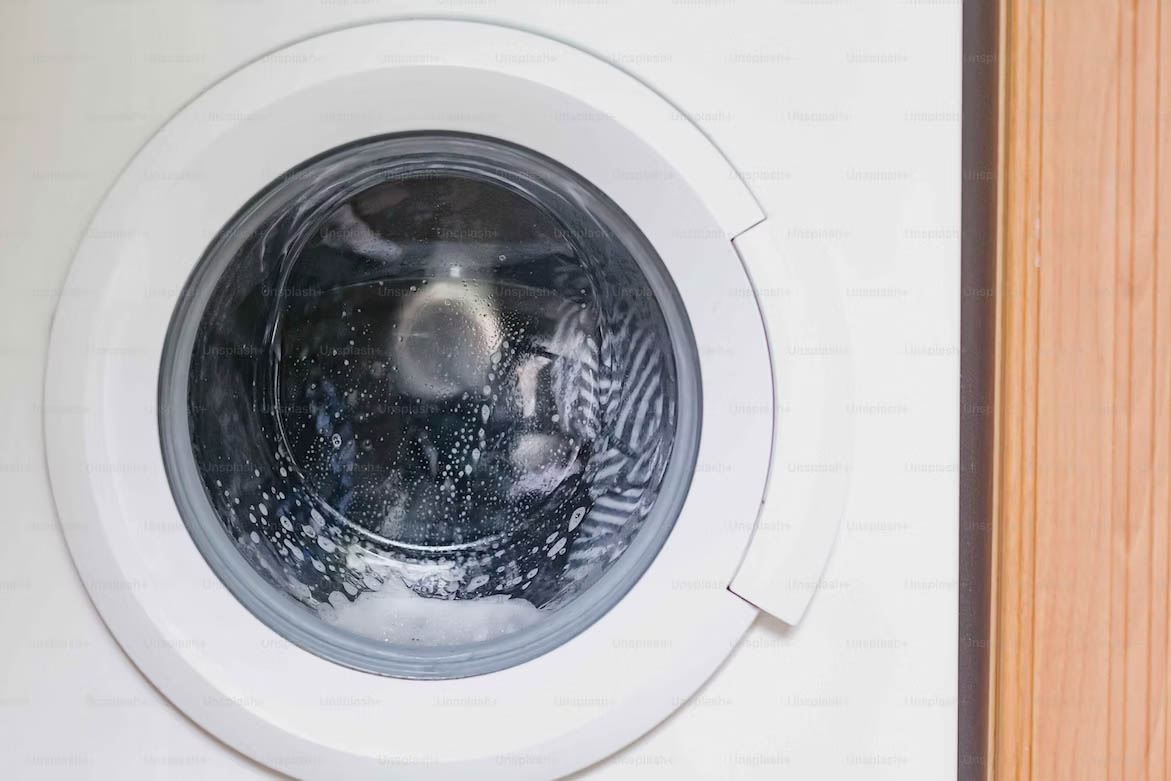 Почему стиральная машинка шумит?